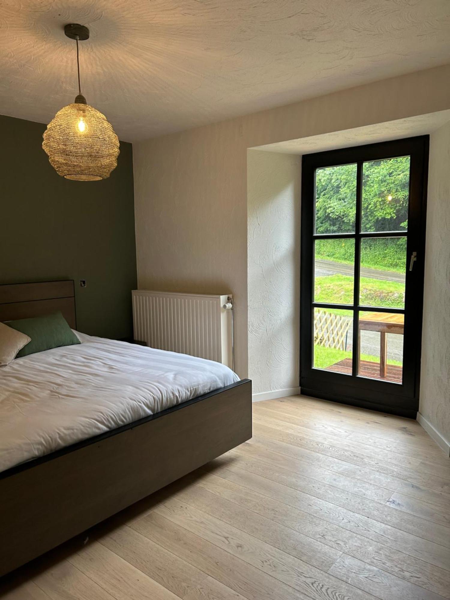 Cacele - La Croisette 5 Appartementen En 6 Tweepersoonskamers Vresse-sur-Semois Exterior photo
